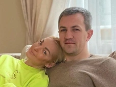 Новый мужчина Анастасии Волочковой несколько раз разведен и платит алименты