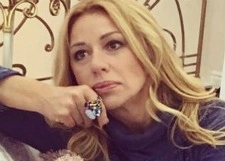 Разрыв Алены Апиной с мужем привел к скандалу