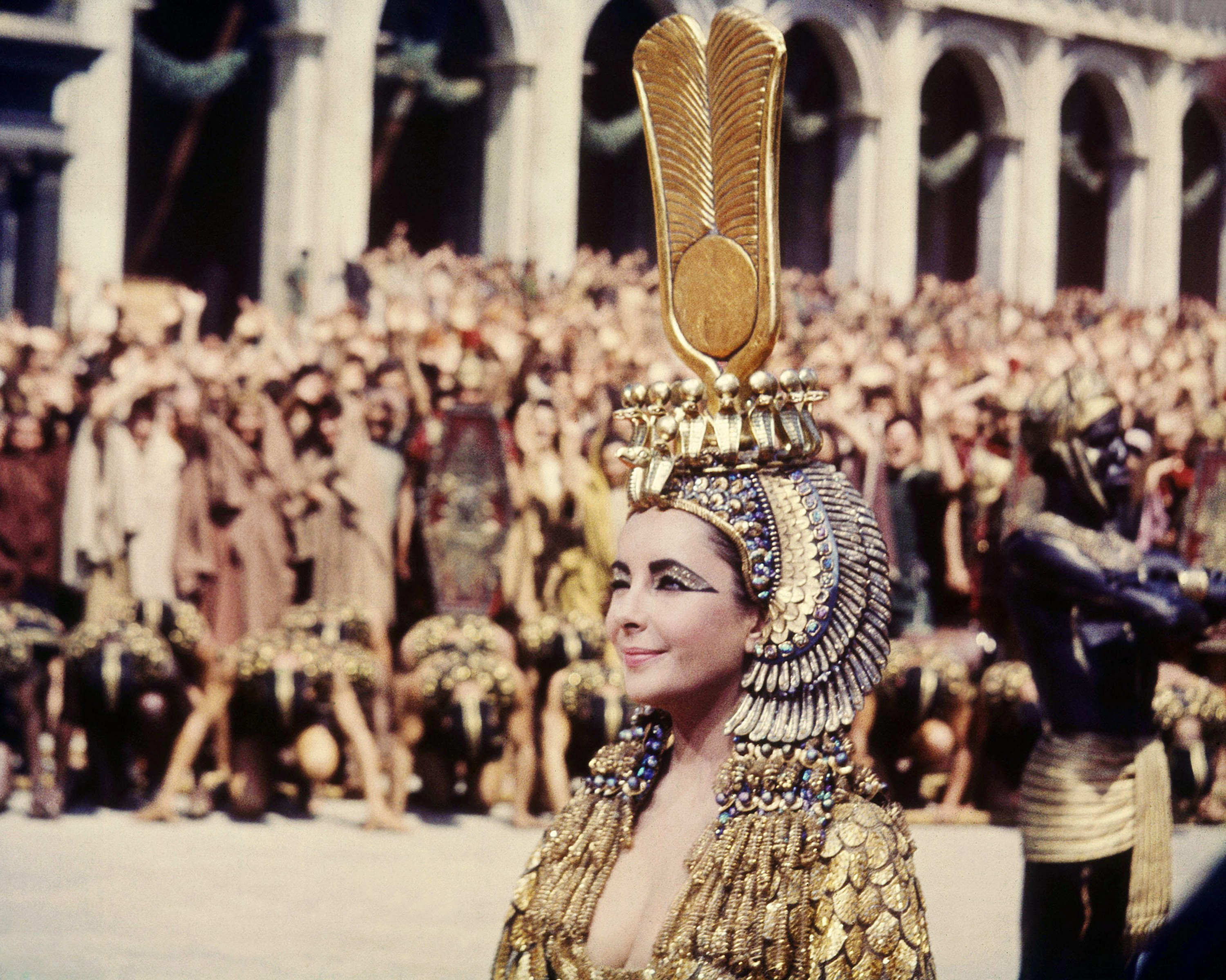 Элизабет тейлор клеопатра. Клеопатра / Cleopatra (1963). Элизабет Тейлор, «Клеопатра» (1963). Элизабет Тейлор в роли Клеопатры.