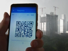 Почему в Москве отменили QR-коды