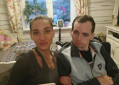 Яна Чурикова помогла жене Алексея Янина собрать 500 тысяч на лечение парализованного актера