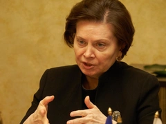 Губернатор Ханты-Мансийска объяснила, зачем сделала себе 6 прививок против коронавируса