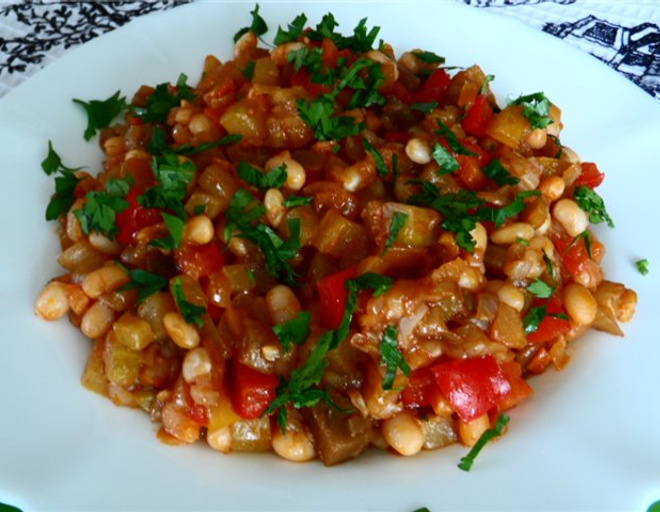 овощное рагу с фасолью