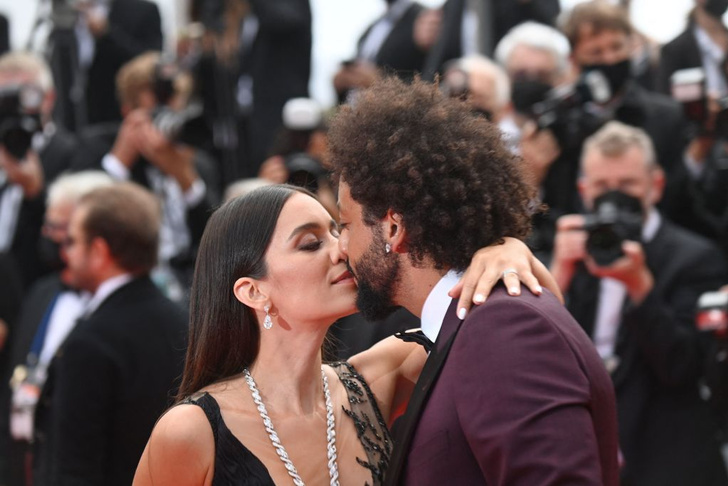 Фото №12 - Очень жарко: 3 самых горячих поцелуя на красной дорожке Каннского кинофестиваля