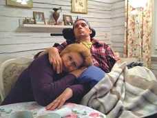 Мама Алексея Янина после инсульта и комы сына: «Он позвал меня, и я расплакалась»