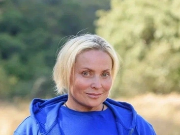 Лук раздора в «Звездах в Африке»: Вики Одинцова наехала на Светлану Пермякову из-за еды