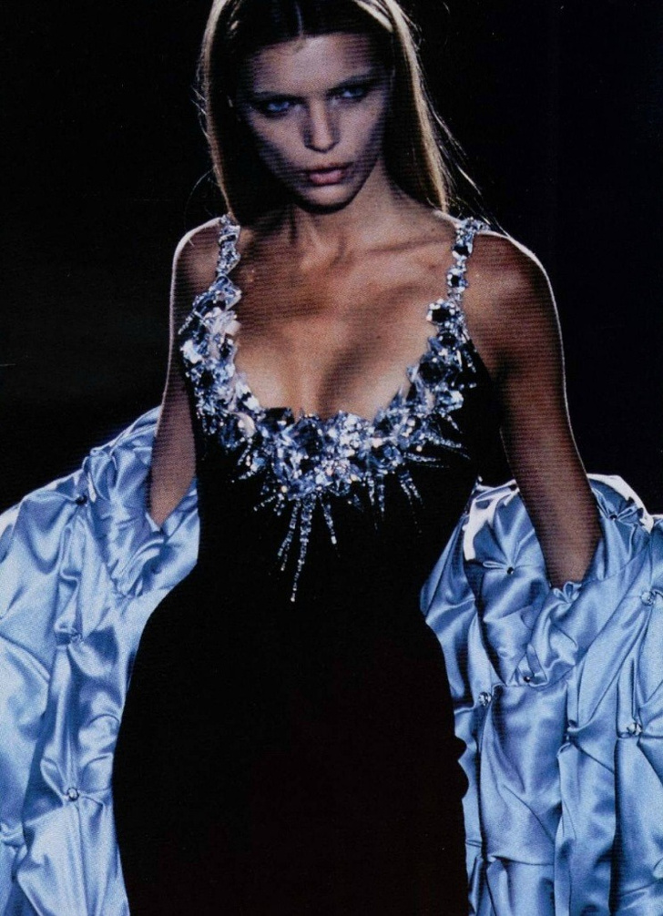 Фото №12 - Великая красота: фантастические платья, созданные Тьерри Мюглером