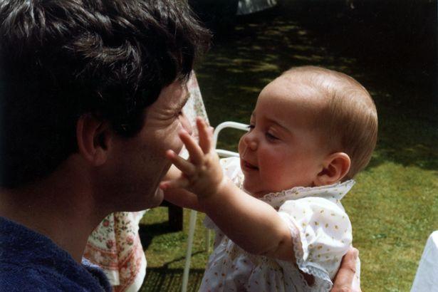 Маленькая принцесса: самое трогательное детское фото Кейт Миддлтон — вы ее точно не узнаете
