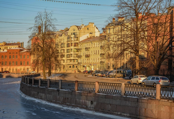 Культурный бег: совмещаем спорт и экскурсии в Санкт-Петербурге