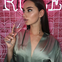 Аватарка Проходящая мимо