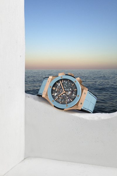 Греческие каникулы: Hublot представили часы Classic Fusion Chronograph Mykonos