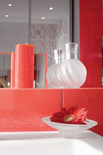 Стильная ваннная: интерьер в красном цвете — www.wday.ru