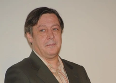 Стало известно, сколько зарабатывал Михаил Ефремов
