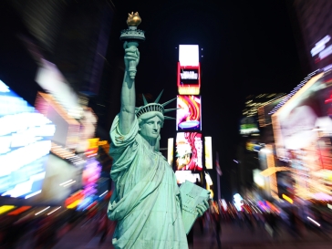 Статуя свободы и Таймс-сквер