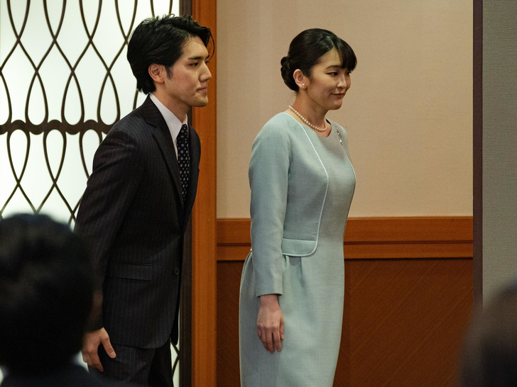 Брак с простолюдином и переезд в Нью-Йорк: как теперь зарабатывают на жизнь японская принцесса Мако и ее муж