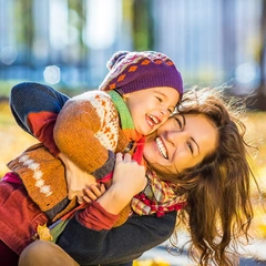Чем заняться осенью с ребенком: 5 нескучных вариантов