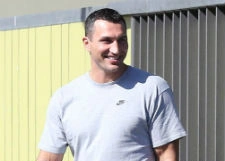 Арнольд Шварценеггер покатал Владимира Кличко