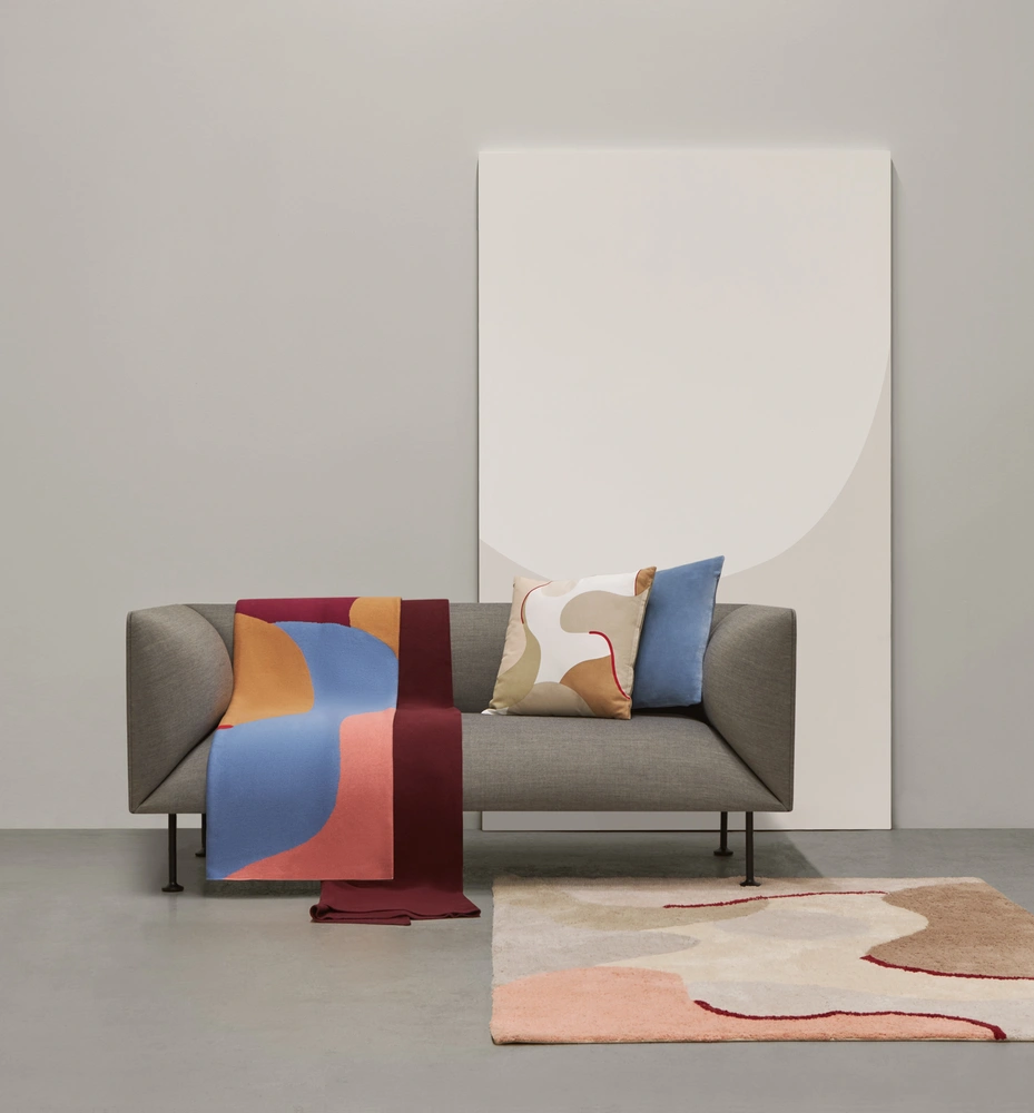 Плед, подушки и ковер из коллекции Freak Fruit от Tkano. | Источник: Gennady Semin