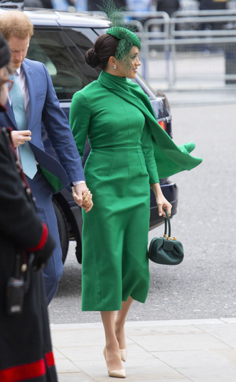 Тайные послания: почему Меган Маркл так часто носила зеленые наряды (и что они означали)