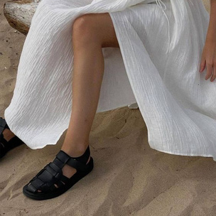 Как выглядят самые модные летние сандалии и где их купить