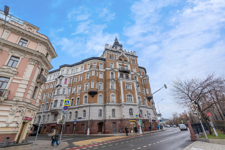 Дом-сказка: как особняк на Сретенском бульваре стал витриной московской архитектуры