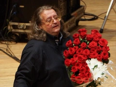 Что стало с театром Александра Градского после его смерти