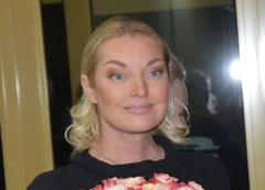 Волочкова не боится выглядеть старше рядом с молодым ухажером: «Моя красота — плод большого труда»