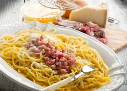 Как сделать вкусную карбонару, которую точно оценит вся семья: секреты итальянцев