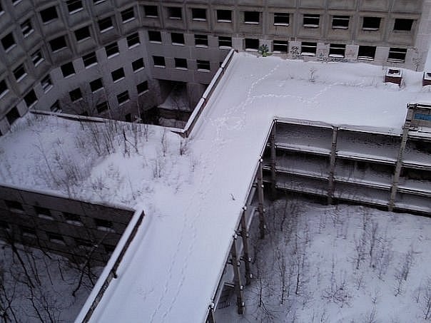 В Москве сносят Ховринскую больницу. Чем она знаменита?