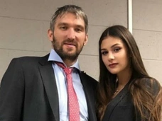 Жена Александра Овечкина: «Саша сразу научился менять подгузники»
