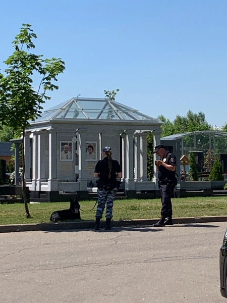 Так не провожали даже Толкунову и Галкина: третий день в Москве хоронят Юрия Шатунова