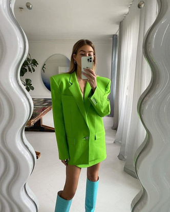 Как носить ярко-зеленый цвет — самый модный в этом сезоне