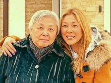 Анита Цой показала маму