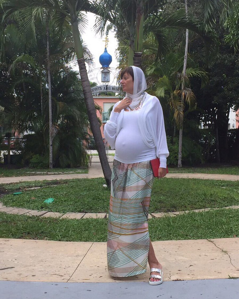 Беременная солистка «Непары» готовится к родам в Майами