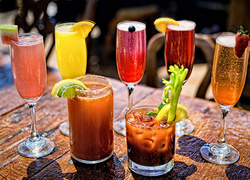 8 рецептов освежающих коктейлей от бармена