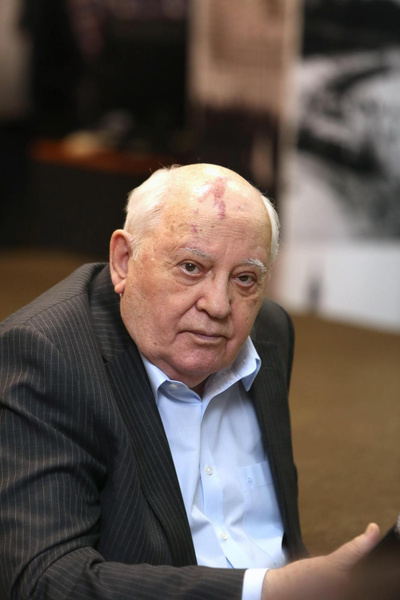 Кушанашвили: «Миронова обосрали, Джигарханяна превратили в дрочащего мальчика. Но Горбачев – не артист!»