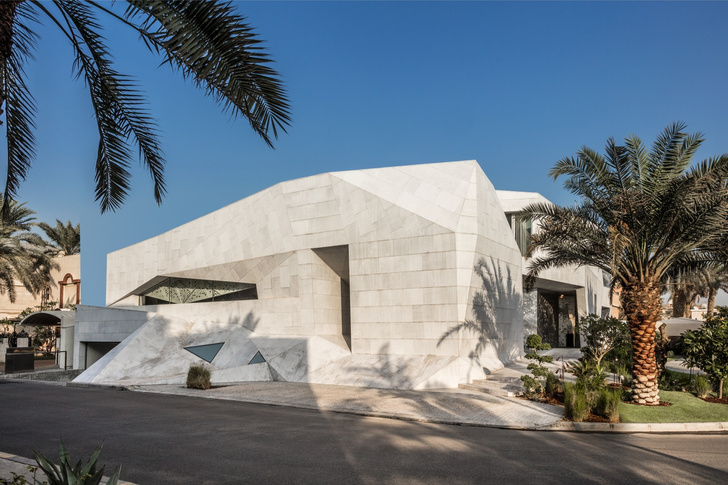 Фото №1 - Необычный дом-оригами в Кувейте: проект студии AGi Architects