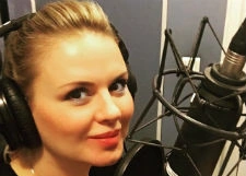 Анна Семенович устроила эротический танец на радио