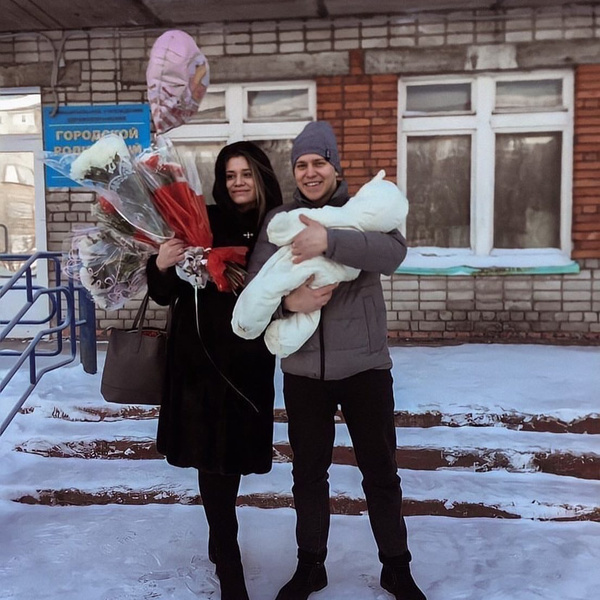 Звезда шоу «Пацанки» Ирина Голощапова впервые стала мамой