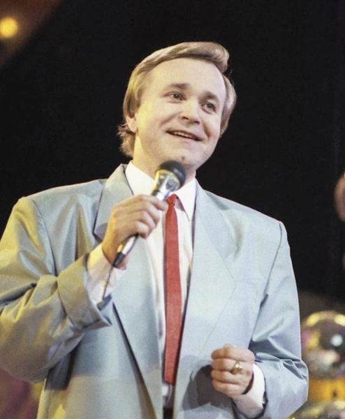 Евгений Мартынов | www.starhit.ru