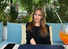 Тата Бондарчук ждет третьего ребенка