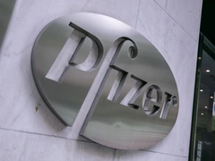 Pfizer испытывает в России препарат против Covid-19: откроет ли он границы с Европой?