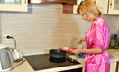 Диетолог Сычева объяснила, как обычная сковородка может помешать нам худеть