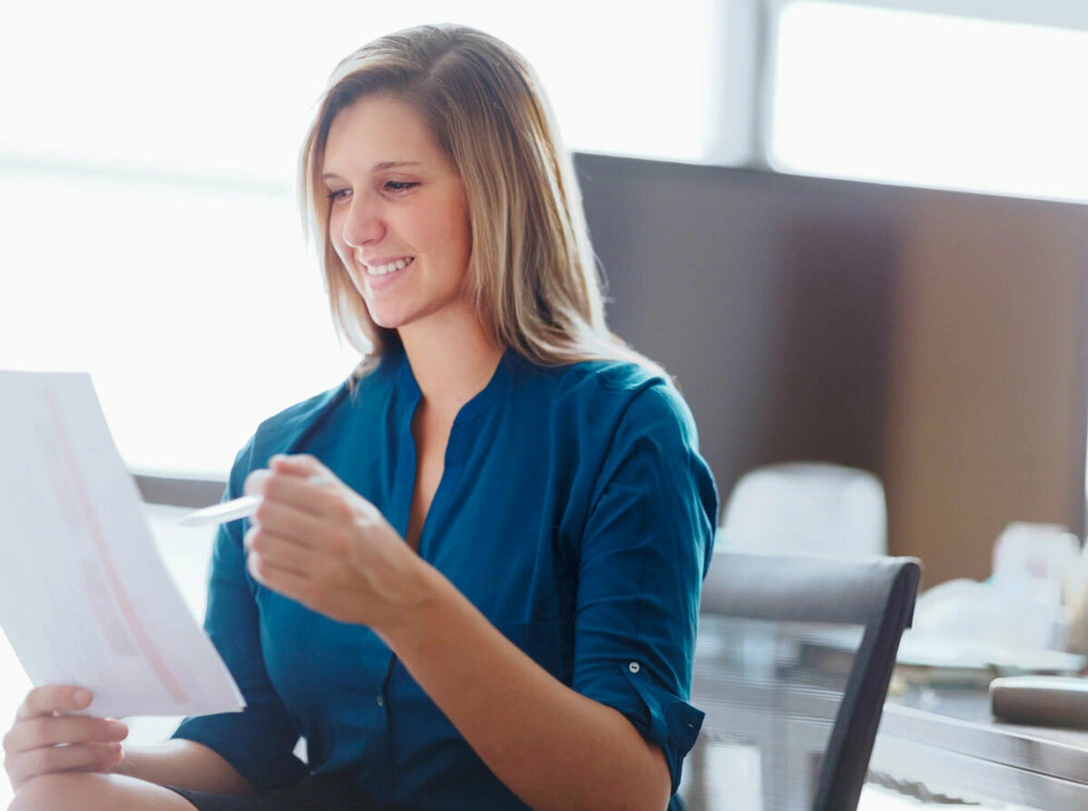 Как составить резюме, чтобы вас пригласили на собеседование | marieclaire.ru