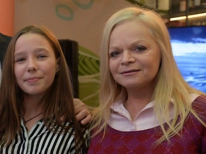 Лариса Долина станцевала на дне рождения дочери Юлии Началовой