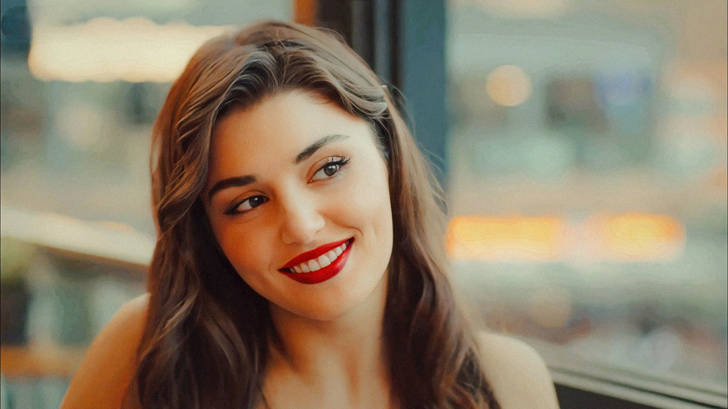 Жизнь за кадром: как турецкие актеры и актрисы ведут себя на съемках и в жизни