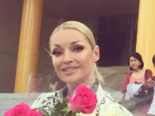 Анастасия Волочкова оправдалась за эротические шпагаты