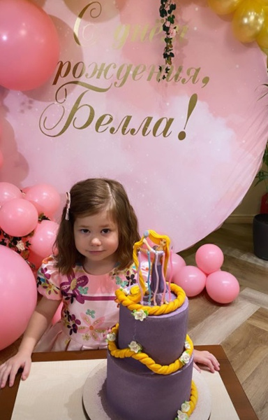Екатерина Климова отметила первый юбилей младшей дочери с Гелой Месхи