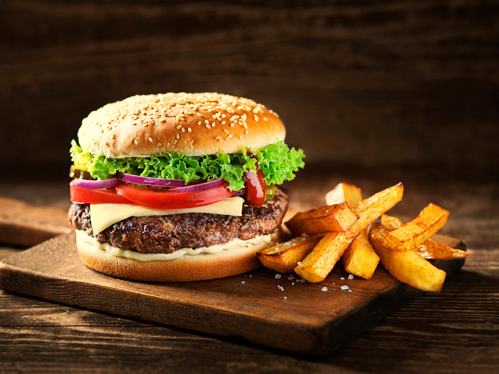 Фото №4 - Готовим гамбургер, чизбургер и чикенбургер: 3 потрясающе вкусных рецепта для любителей фастфуда