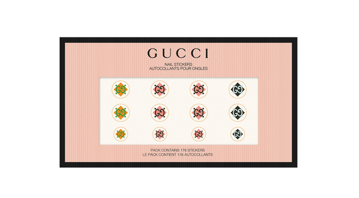 Фото №2 - Стикеры для ногтей Gucci: как сделать самый крутой маникюр в домашних условиях
